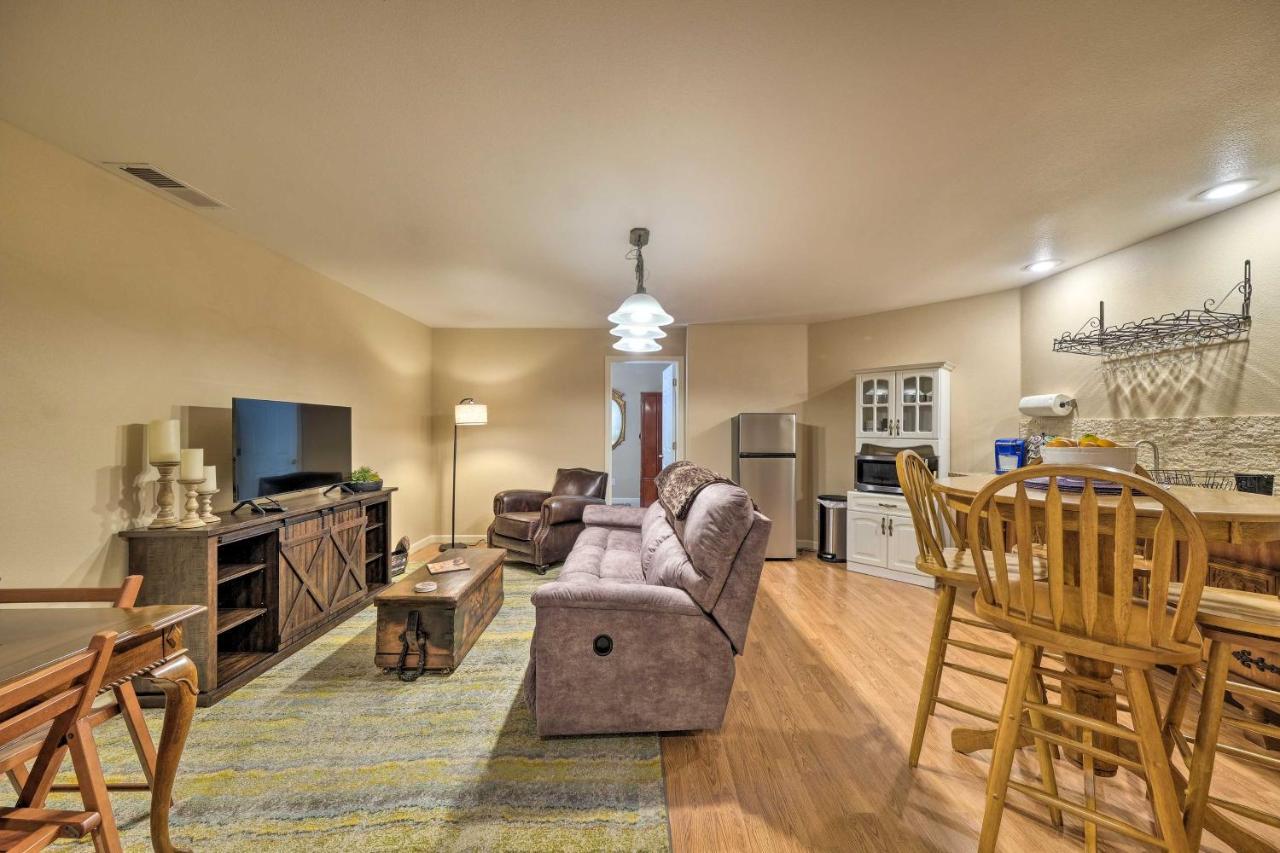 Convenient Apt With Fire Pit About Half-Mi To Lake! 格罗夫兰 外观 照片