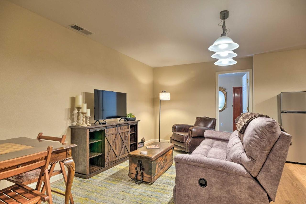 Convenient Apt With Fire Pit About Half-Mi To Lake! 格罗夫兰 外观 照片